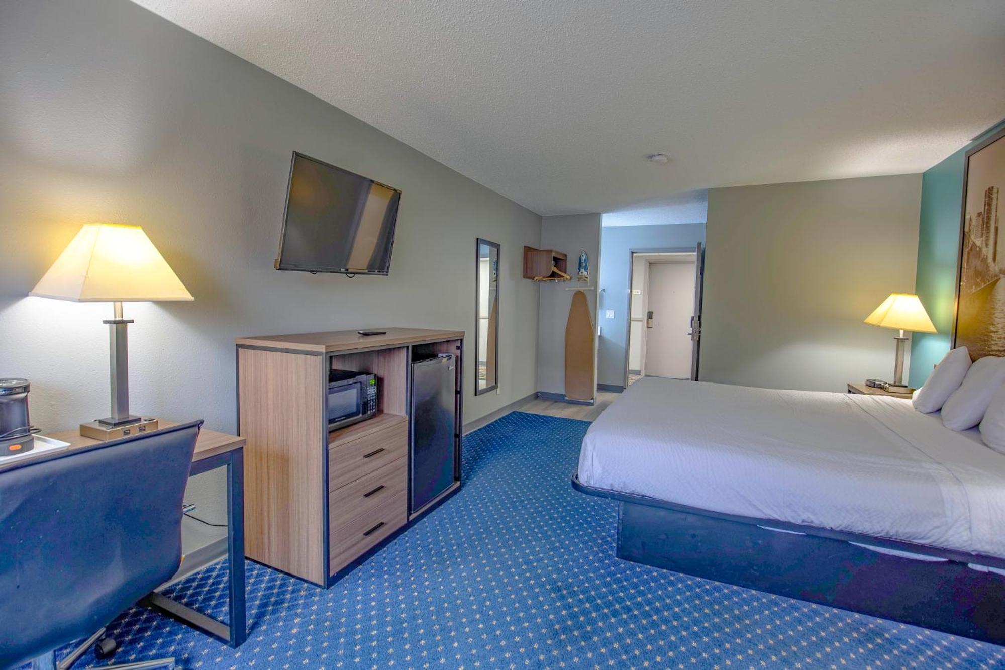 Super 8 By Wyndham Rockford I-90 Casino District Hotel Exterior photo